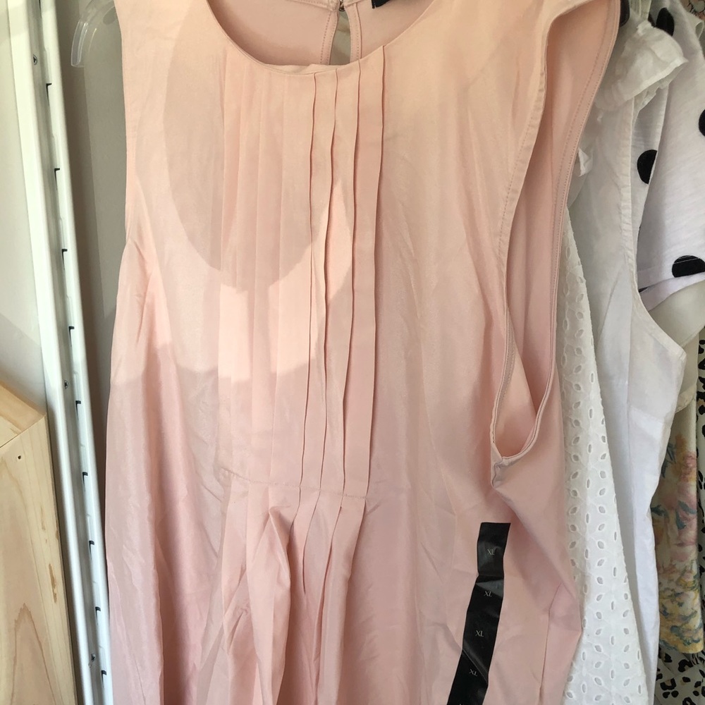 Pink blouse - Picture 2 of 2